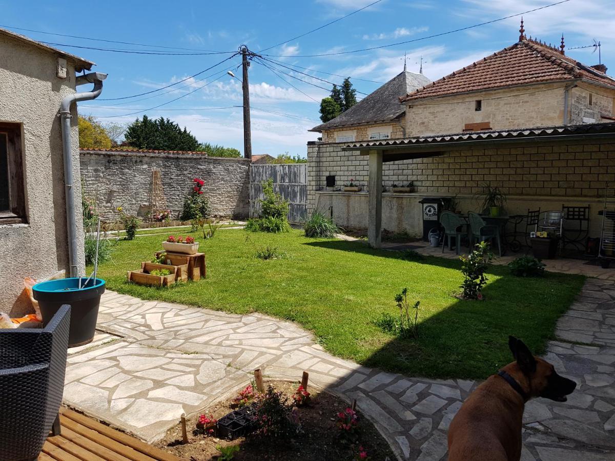 La Cabirotte Bed and Breakfast Nanclars Εξωτερικό φωτογραφία
